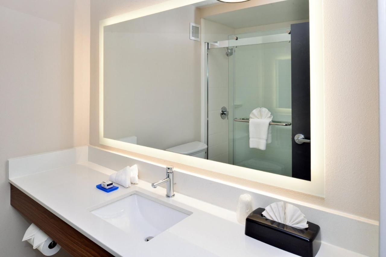 Holiday Inn Express Winston-Salem Medical Ctr Area Esterno foto