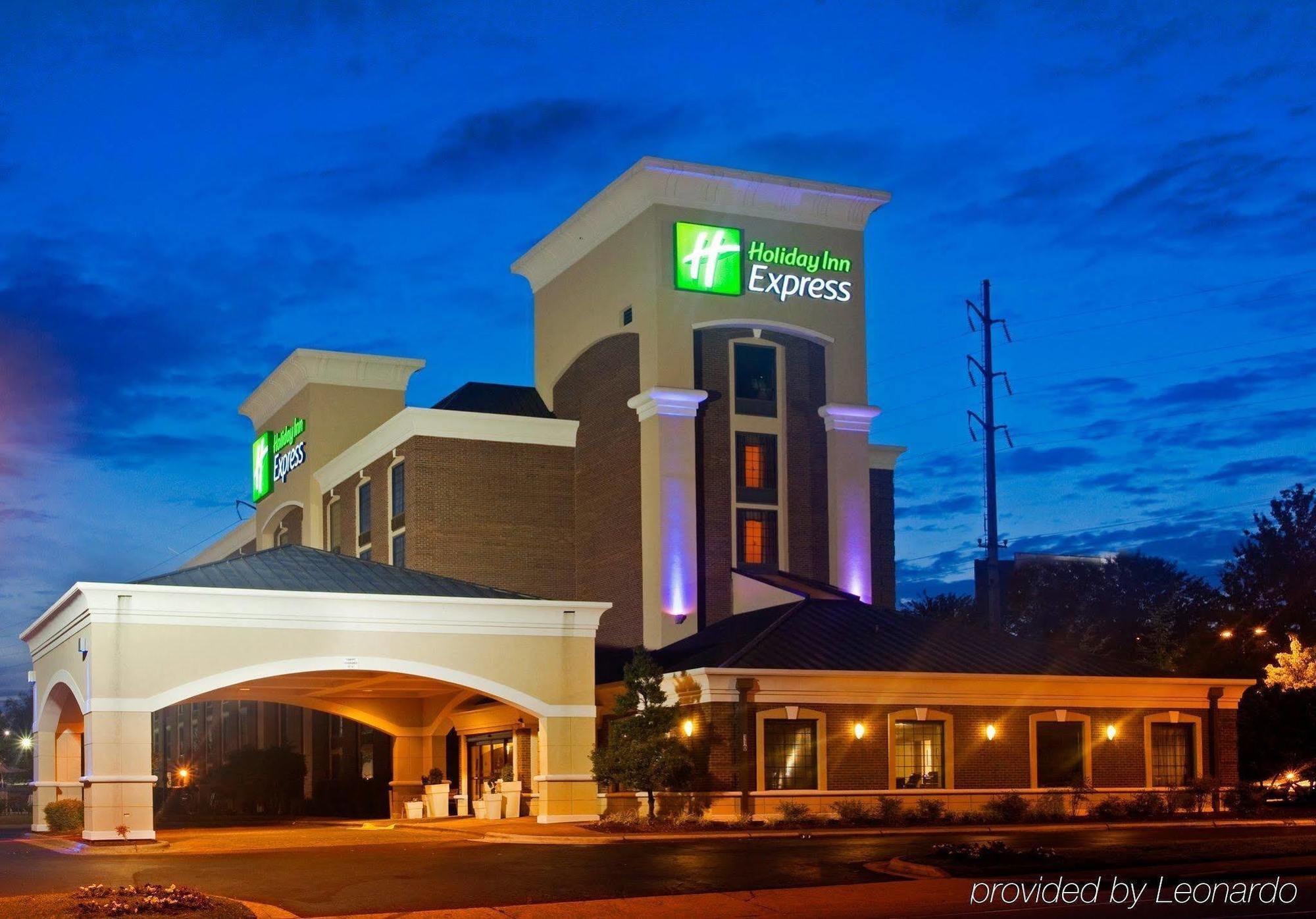 Holiday Inn Express Winston-Salem Medical Ctr Area Esterno foto